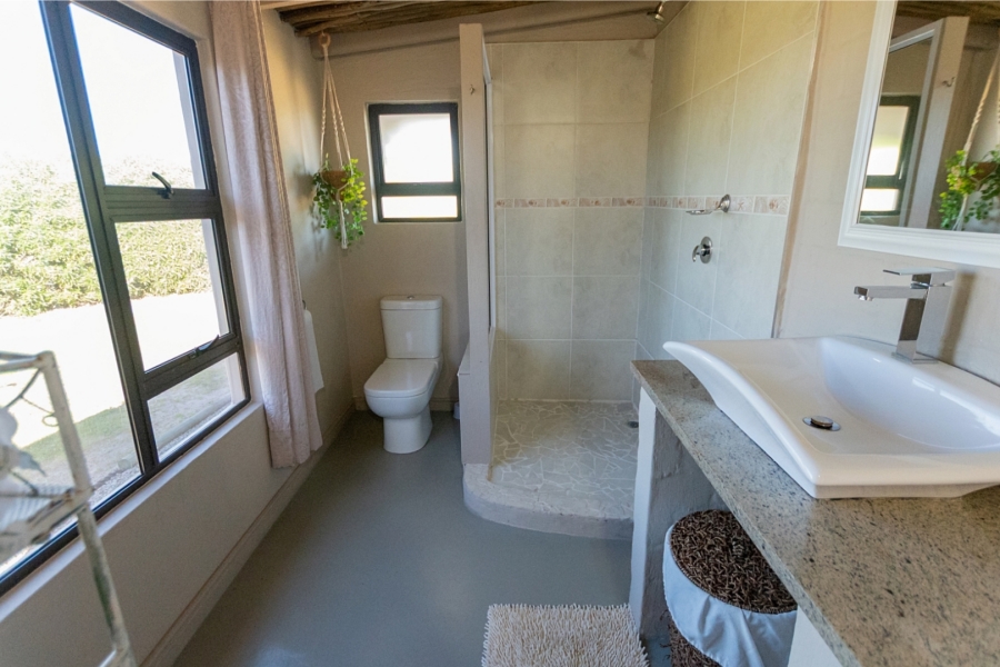 5 Bedroom Property for Sale in Trekoskraal Western Cape